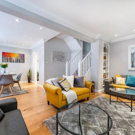 Appartamento Victoria Mews House - By Sojourn Londra Esterno foto